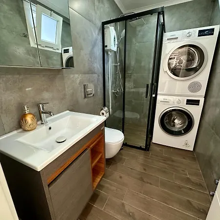 Apartment A Comfortable, Peaceful Place With Pool
